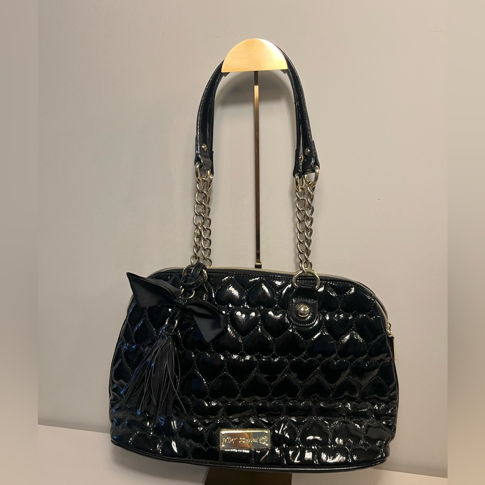 Betsey Johnson Black Heart Patter Quilted Shoulder Bag with Gold Chain Straps